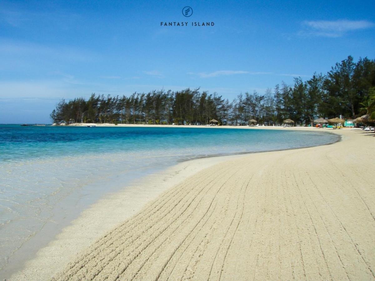 Fantasy Island Beach Resort And Marina First Bight Buitenkant foto