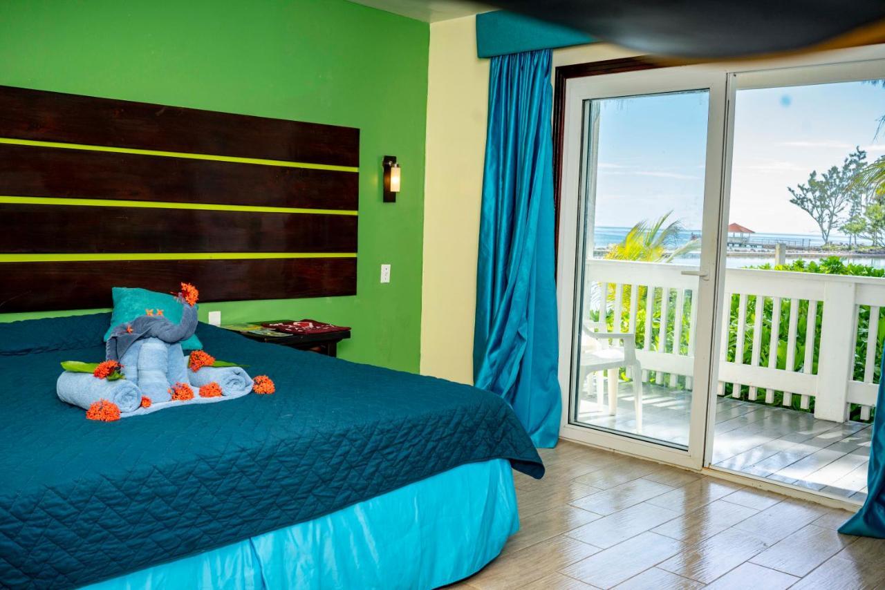 Fantasy Island Beach Resort And Marina First Bight Buitenkant foto